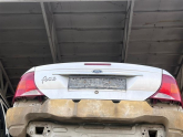 Ford Focus 1 arka bagaj kapagı