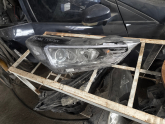 Hyundai Tucson sağ ön far
