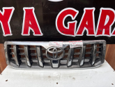 Toyota Hilux ön panjur