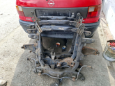 ÖZMEN OPEL CORSA C COMBO MERİVA ÖN TRAVERS ALT BEŞİK