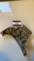 03L199207 cay sağ motor kulağı braketi