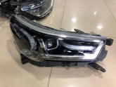 TOYOTA HİLUX LEDLİ MERCEKLİ SAĞ FAR