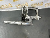 TOYOTA HİLUX ÖN PANEL DEMİRİ