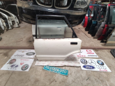 FORD TAUNUS BEYAZ SOL ARKA KAPI
