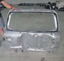 TOYOTA RAV4 GRİ BAGAJ KAPAĞI ORJINAL