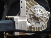 AUDI A4 B8 FRONT RIGHT WINDOW REGULATOR MOTOR 8K0959802A