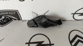 PEUGEOT 2008 ÇAMURLUK ARA BRAKETİ 9825559780