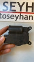 52411483 309369409 1L0907511AB Caddy 07 kalorifer ayar motoru