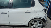 peugeot 208 sol arka kapı dolu
