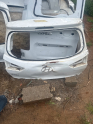 Hyundai i 20 bagaj kapağı