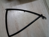 TOYOTA YARİS SAĞ ARKA KAPI CAM DİREĞİ VE FİTİLİ