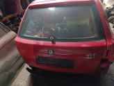 Skoda Fabia bagaj kapağı orijinal çıkma