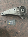 OPEL CORSA D 1.4 MOTOR BAĞLANTI TAKOZU ÇIKMA  ORJİNAL