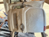 Ford Courier bagaj kapağı
