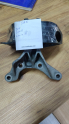 Peugeot 208 2008 Corsa F sağ motor kulağı
