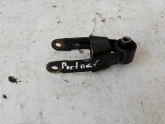 PEUGEOT PARTNER ŞANZIMAN ALT TAKOZ