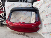 Opel Corsa f arka bagaj kapağı hasarlı ürün