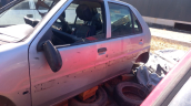 Citroen Saxo sol ön kapı