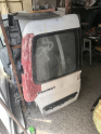 Peugeot partner bağaj kapağı