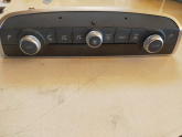 AUDİ Q3 KLİMA KONTROL PANELİ 83A820043S