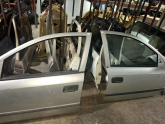 ÖZMEN OPEL ASTRA G ÇIKMA SAĞ SOL ÖN KAPI CAM KRİKOSU