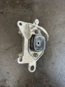 RENAULT KADJAR ÇIKMA MOTOR TAKOZU
