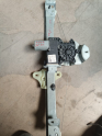 Renault Clio 4 sol ön kapı camı kirkosu 807018534R---A