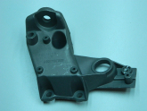 ŞANZUMAN BAĞLANTI BRAKETİ PASSAT 97-00 8D0399108E