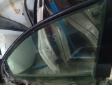 Volkswagen Golf 5 sol ön cam 2004-2010