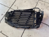 PEUGEOT 3008 ÖN TAMPON SOL ALT SİS IZGARASI ÇIKMA 9810870377