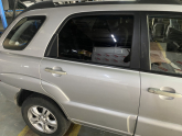 325 KİA SPORTAGE 2008 SAĞ ARKA KAPI