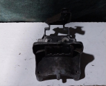 1T0419250A orj vw caddy çıkma direksiyon braketi