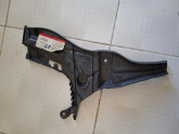 Audi A3 arka tampon braket sol 8V4807377D