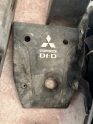 MİTSUBİSHİ L200 EURO 6 MOTOR ÜST PLASTİK KORUMA KAPAĞI