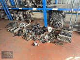Oto Çıkma Parça / Motor / Emme Manifoldu / Audi / A6 / Çıkma Parça 