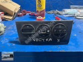 OTO CEMDEN ÇIKMA OPEL VECTRA B KLİMA PANELİ