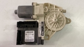 AUDİ A3 SAĞ ÖN KAPI CAM MOTORU 8P0959802F 8P0959802B 8P0959802C