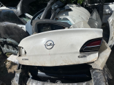 Opel astra arka bagaj kapağı