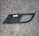 5C6853666E 15-17 JETTA ORJ. ÇIKMA SAĞ TAMPON IZGARASI SİSLİ