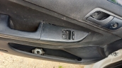 2005 skoda fabia sol kapi cam düğmeleri