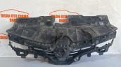 Renault Clio 4  2012 - 2016 622563184R Ön Panjur