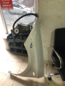 Seat leon sol ön çamurluk 2010