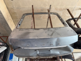 SKODA SUPER B ÇIKMA ORJİNAL BAGAJ KAPAĞI KD3