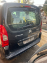 Citröen berlingo bagaj kapağı dolu hatasız