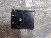 8W0863253 16-19 A4 ORJ ÇIKMA BAĞAJ KAPAĞI BAĞLANTI BRAKETİ