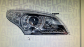 Megane 3 sağ far Zenon 260106239R 21.750₺