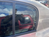 Renault Megane 2 sol arka kelebek camı