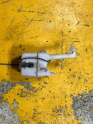 2005-2006 TOYOTA COROLLA CAM SU DEPOSU ORJ ÇIKMA