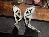 VW LT35 Orjinal Çıkma Motor Kaputu Menteşesi