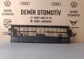 VOLKSWAGEN GOLF 8 ÖN TAMPON ORTA IZGARA ORJİNAL ÇIKMA 5H0853677